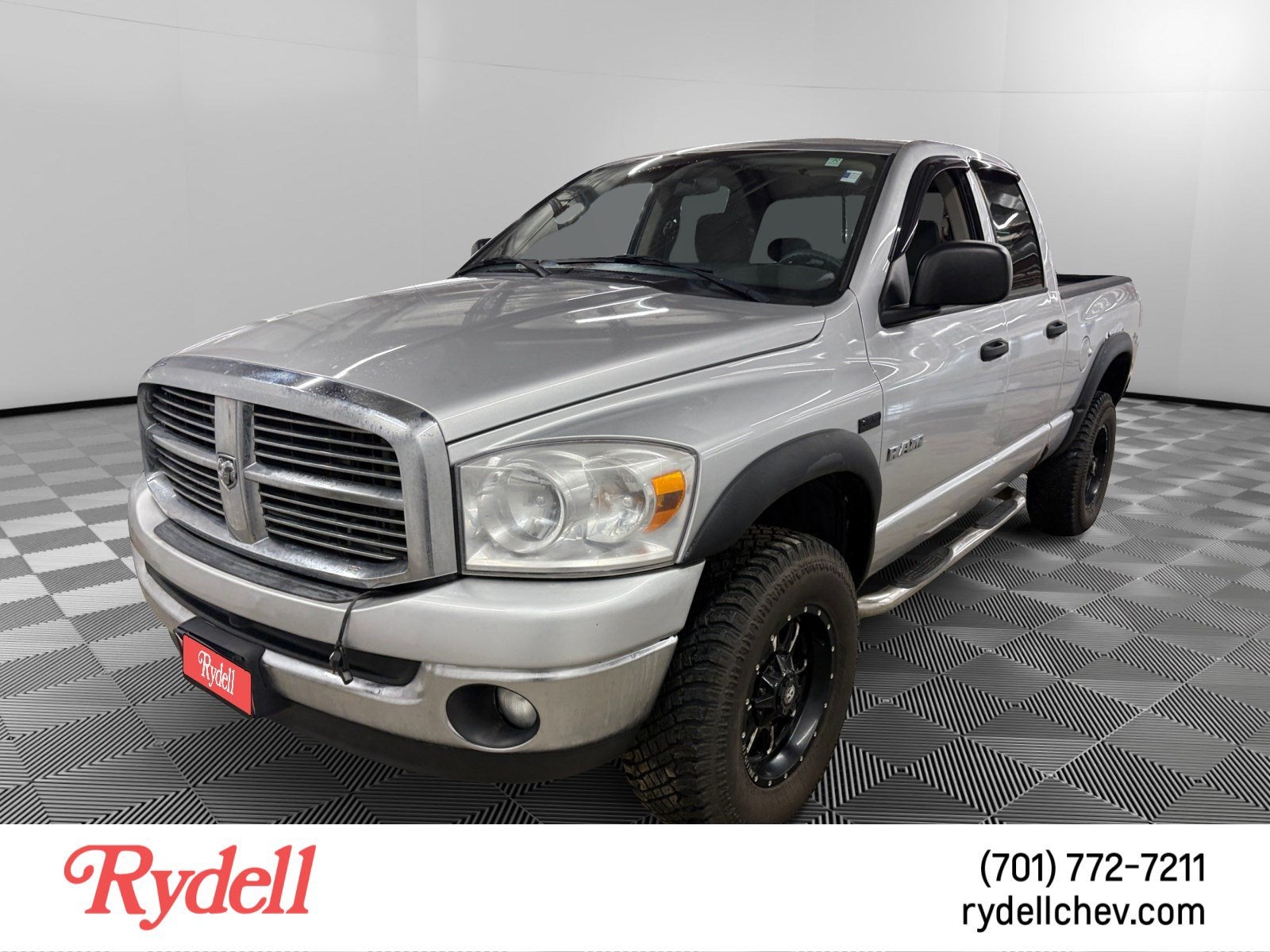2008 Dodge Ram 1500 SLT in Silver — front three-quarter view
