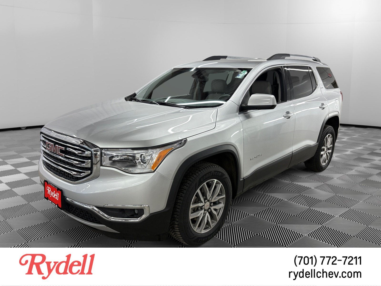 2018 GMC Acadia SLE in Quicksilver Metallic — front three-quarter view